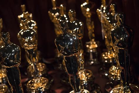 La Notte degli Oscar 2017: Un momento di tensione e riflessione sull'inclusione nell'industria cinematografica